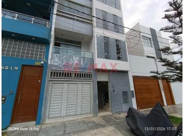 Departamento · 116m² · 3 Dormitorios · Se Vende Departamento en Primer Piso en La Urb. Los Sauces Pimen (C. Huaman)