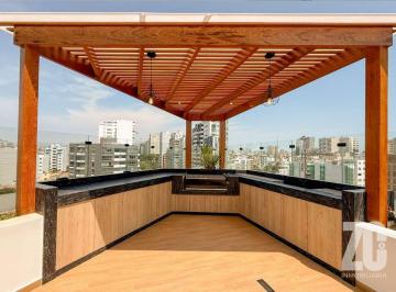 Departamento de 3 habitaciones, Lima · Penthouse Dúplex de Autor con Vista Al Mar