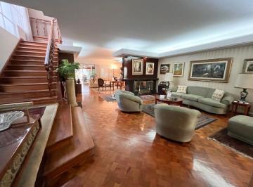 Casa de 6 habitaciones, Lima · Espectacular y Versátil Propiedad en Una de Las Zonas Más Exclusivas y Estratégicas de San Isidro.