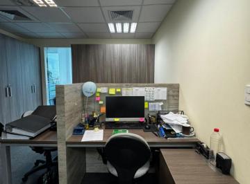 Oficina comercial , Lima · Oficina Implementada y Semi Amoblada