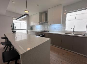 Departamento de 3 habitaciones, Lima · Duplex - Amobládo - 150 m²
