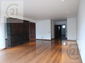 Departamento · 250m² · 5 Dormitorios · 3 Estacionamientos · Venta Departamento Duplex - Santiago de Surco