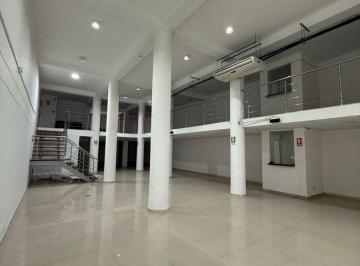 Local comercial , Lima · Local Comercial de 463 m² con Mezanine, Azotea y Frente a La Venida Arenales en Lince