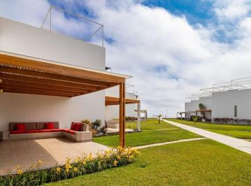 Casa de playa de 4 habitaciones, Cañete · Linda Casa de Playa con Vista Al Mar Aún Paso del Malecón en Asia del Mar