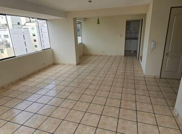 Departamento · 120m² · 3 Dormitorios · 1 Estacionamiento · Venta de Duplex en Miraflores Cerca Al Malecon
