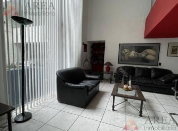 Departamento · 463m² · 5 Dormitorios · 4 Estacionamientos · Departamento Tipo Casa en Monterrico, 5 Dormit. 4 Cocheras, Patios