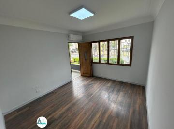 Local comercial de 4 habitaciones, Lima · Hermosa Oficina en Esquina /independiente Miraflores