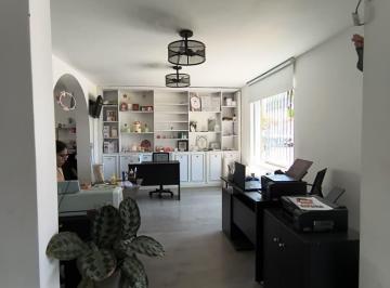 Local comercial de 7 habitaciones, Trujillo · Alquiler Local, Urb. California