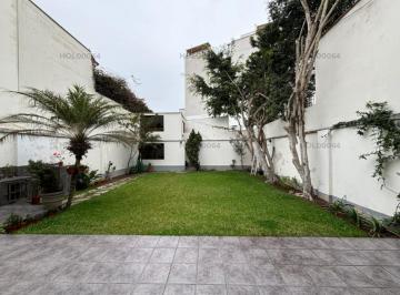 Casa · 353m² · 3 Dormitorios · 6 Estacionamientos · Vendo Bella Casa en Calle General Silva N 2, Urb. San Antonio, Miraflores