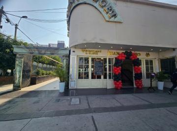 Local comercial · 205m² · Se Alquila Amplio Local en Molicentro.