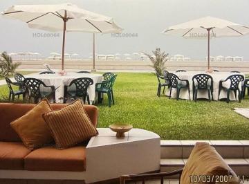 Casa · 330m² · 3 Dormitorios · 8 Estacionamientos · Vendo Hermosa Casa de Playa en Malecon Playa del Sol N A1, Km 97, Asia