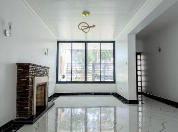 Departamento · 259m² · 4 Dormitorios · 2 Estacionamientos · Residencia Exclusiva en Miraflores – 255 m² con Jardines Privados | Armendáriz