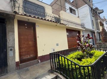 Casa de 6 habitaciones, Lima · Casa a 10 Min del Aeropuerto / Puntos de Gas Calida