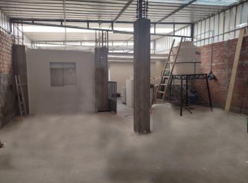Nave industrial , Arequipa · Alquiler de Casa Taller con Cochera Doble – Characato