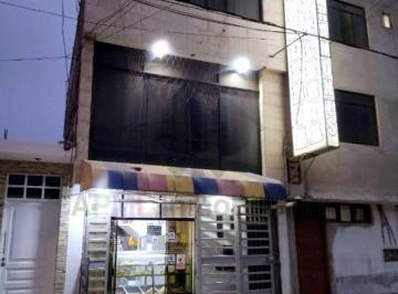 Casa de 8 habitaciones, Chiclayo · Venta de Casa Comercial Muy Cerca Al Parque Principal de Pimentel