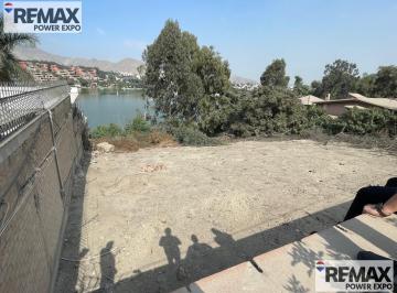 Terreno / Lote · 1012m² · Único Terreno Disponible con Frente a La Laguna – La Molina