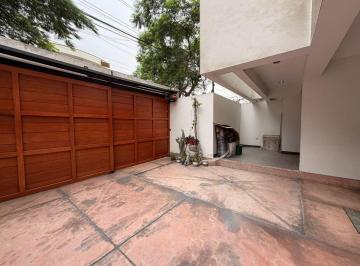 Departamento de 2 habitaciones, Lima · Departamento de 135 m² con 2 Dorm. en Venta en Surco