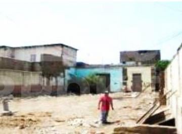 Terreno / Lote , Trujillo · Terreno Comercial en Av España – Centro de Trujillo