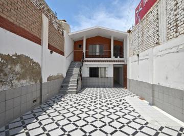 Casa de 9 habitaciones, Cañete · Se Vende Amplia Casa con Gran Potencial Para Negocio, en Urbanización El Rosario de Asia / 367 m²