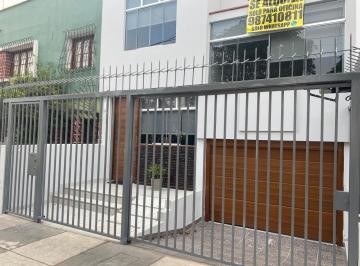 Casa de 4 habitaciones, Lima · Casa Empresarial 4 Niveles – Límite San Isidro