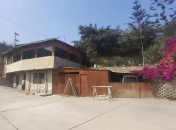 Casa · 817m² · 2 Estacionamientos · Vendo Linda Casa en Calle Monte Blanco N 1xxx, Urb. Rinconada Alta, La Molina