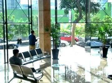 Oficina comercial · 290m² · 12 Dormitorios · 6 Estacionamientos · Alquilo Oficina en Av Paseo de La República N 3, Piso 9, San Isidro