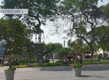 Local comercial en Venta Jesús María · ¡Oportunidad Única de Inversión! Local Como Terreno!