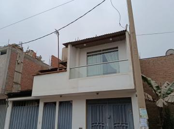 Casa de 4 habitaciones, Lima · Remato Casa de 120 m² A. T. y 190 m² de A. C. - Tienda - Cochera en Puente Piedra Urb. Copacabana