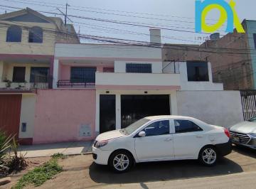 Casa · 277m² · 5 Dormitorios · Venta de Casa