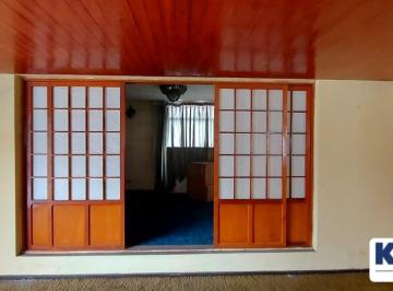 Casa · 350m² · 7 Dormitorios · 6 Estacionamientos · Casa en Venta Como Terreno