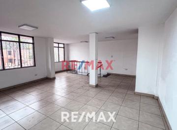 Local comercial · 183m² · Alquiler de Local en Santiago de Surco 183 m²