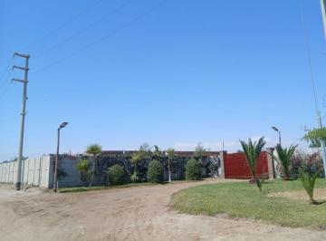 Terreno / Lote , Pisco · Ab - 1593 - Se Vende Excelente Terreno de 4,000 m² en El Condominio Fundo Moron en Paracas