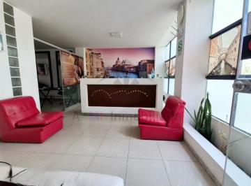 Local comercial , Chiclayo · Alquiler de Edificio en El Centro de Chiclayo