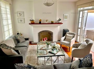 Casa · 224m² · 3 Dormitorios · 2 Estacionamientos · Vendo Hermosa Casa con Piscina en Sol de La Molina