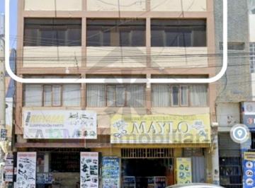 Departamento de 3 habitaciones, Chiclayo · Venta de Departamento en Tercer Piso en Av Leguia de Chiclayo