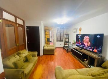 Casa de 7 habitaciones, Lima · Se Vende Casa de 3 Pisos en Smp