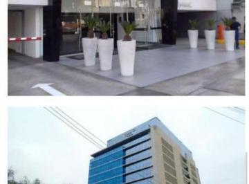 Oficina comercial · 174m² · 4 Dormitorios · 4 Estacionamientos · Alquilo Bella Oficina en Av La Encalada N 1, Piso 12, Surco