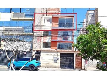 Departamento · 82m² · 3 Dormitorios · Departamento en Venta en Av Grau 1547, chiclayo.(L. Guevara)