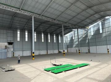 Local comercial · 2500m² · 1 Dormitorio · Alquilo Bello Local Industrial en Av Nicolás Ayllon N 26xx, Piso 1, El Agustino
