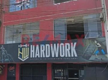 Local comercial · 147m² · Local Comercial en Alquiler – Av Universitaria con Angélica Gamarra