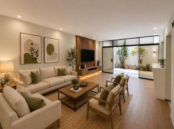 Casa · 200m² · 4 Dormitorios · 2 Estacionamientos · Remodelado | Vive en un Duplex Tipo Casa con Local Comercial Que Genere Ingresos Constantes