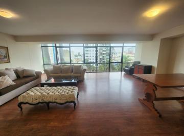 Departamento · 186m² · 4 Dormitorios · 2 Estacionamientos · Amplio E Iluminado Departamento en Zona Centrica de San Isidro