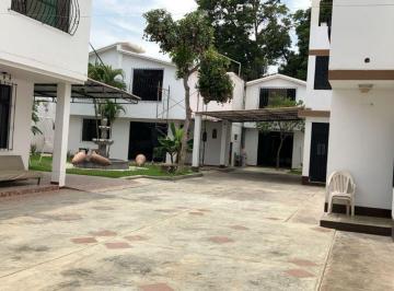 Casa de 3 habitaciones, Ica · Se Alquila Lindo Departamento Dúplex en Exclusivo Condominio Frente a Parque