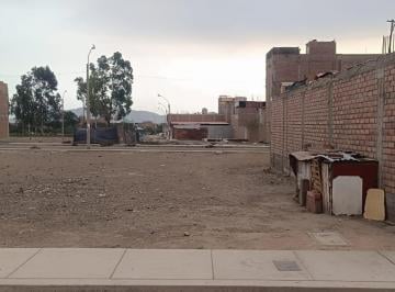 Terreno / Lote · 90m² · Terreno Urbano en Venta – Santa María de Carabayllo