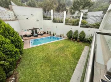 Casa · 603m² · 4 Dormitorios · 20 Estacionamientos · Vendo Bella Casa en Calle La Compuerta N 3, Urb, La Planicie, La Molina.
