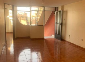 Departamento · 108m² · 4 Dormitorios - RE/MAX CAPITAL · Vendo Departamento Amplio de 108 m² con Excelente Iluminación y Ubicación Estratégica.