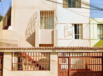 Casa de 6 habitaciones, Callao · Casa Amplia 3 Pisos, con Dpto Independiente en 3° Pisoentre La Marina y Av Santa Rosa, a 2 Cuadras