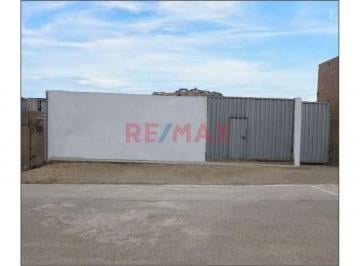 Terreno / Lote · 300m² · Oportunidad de Inversión en Puente Piedra – Terreno de 300 m² con Vivienda Incluida