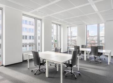 Oficina comercial · 30m² · Acceso Todo Incluido a Oficina Profesional Para 5 Personas en Lima, Pardo y Aliaga