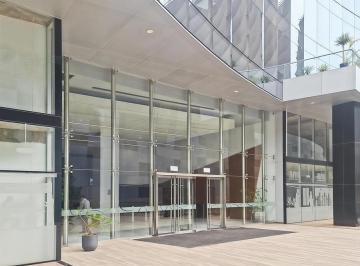 Oficina comercial · 8m² · Alquiler de Oficina Comercial Para 1 Persona en Lima, Golf Los Inkas.